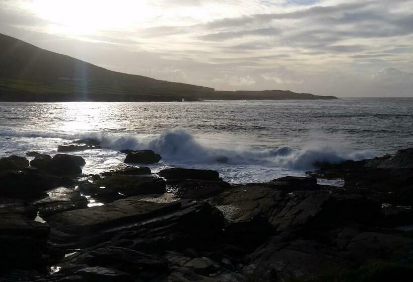 Horizon View Lodge Bed And Breakfast Glanleam Road Knightstown Valentia Island County Kerry V23 W447