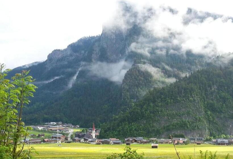فندق Bauernhof Dünser