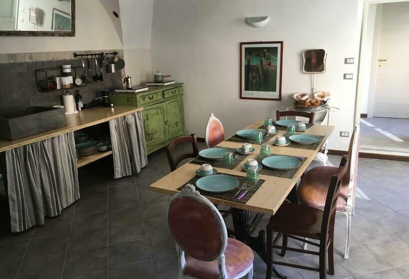 بنسيون Al Castello Affittacamere