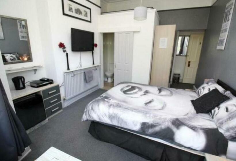 بنسيون Barrie Guest House