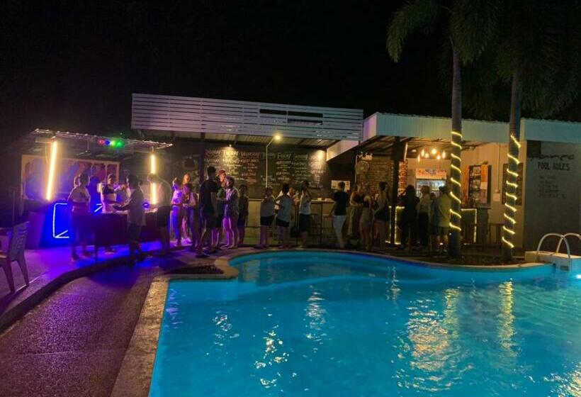 منتجع Blanco Hideout Railay   Youth Hostel 18 To 35 Only