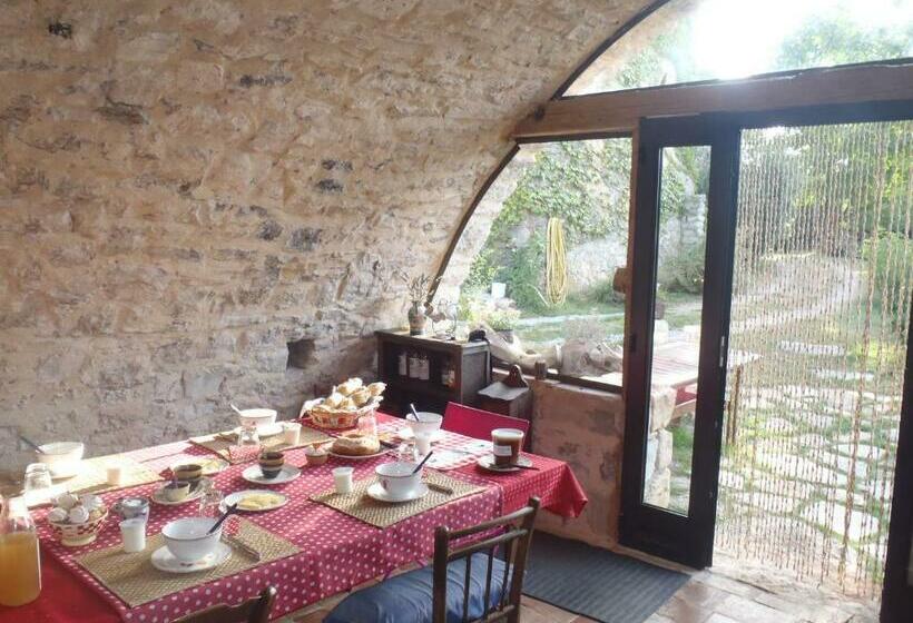 住宿加早餐  Chambres Du Domaine De Bombes