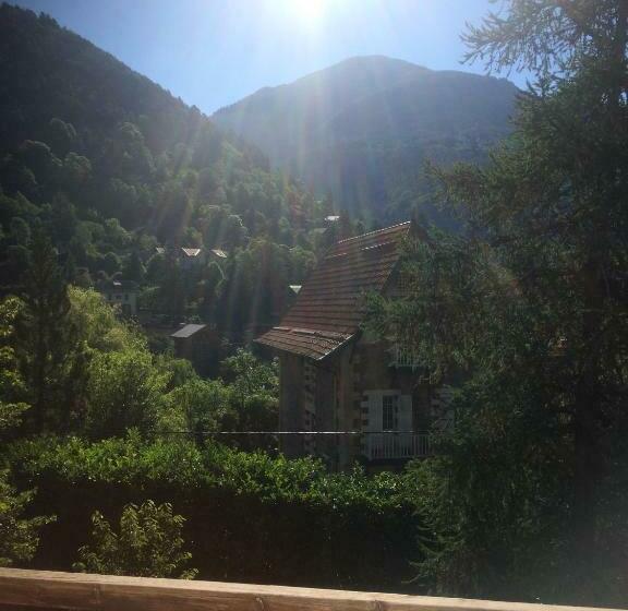 مبيت وإفطار La Ribambelle