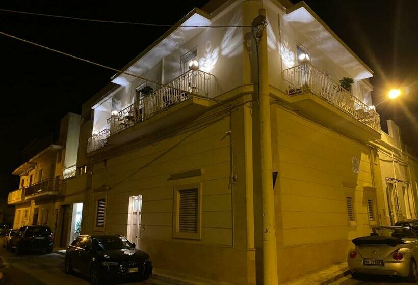 ベッドアンドブレックファースト Le Stanze Di Brando E Nico