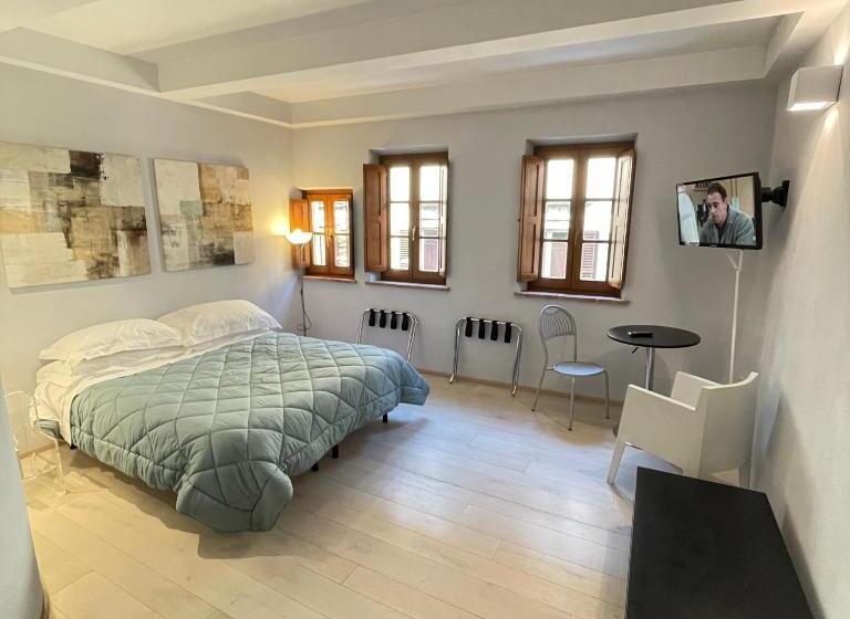 ペンション Guesthouse Via Di Gracciano   Adults Only