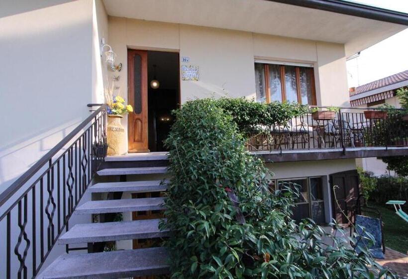 تختخواب و صبحانه A Casa Di Gabri