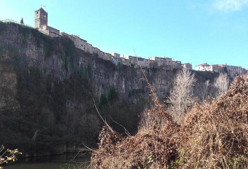 تختخواب و صبحانه Cala Clareta