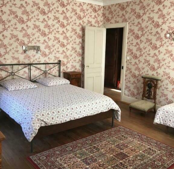 مبيت وإفطار Domaine Du Valromey