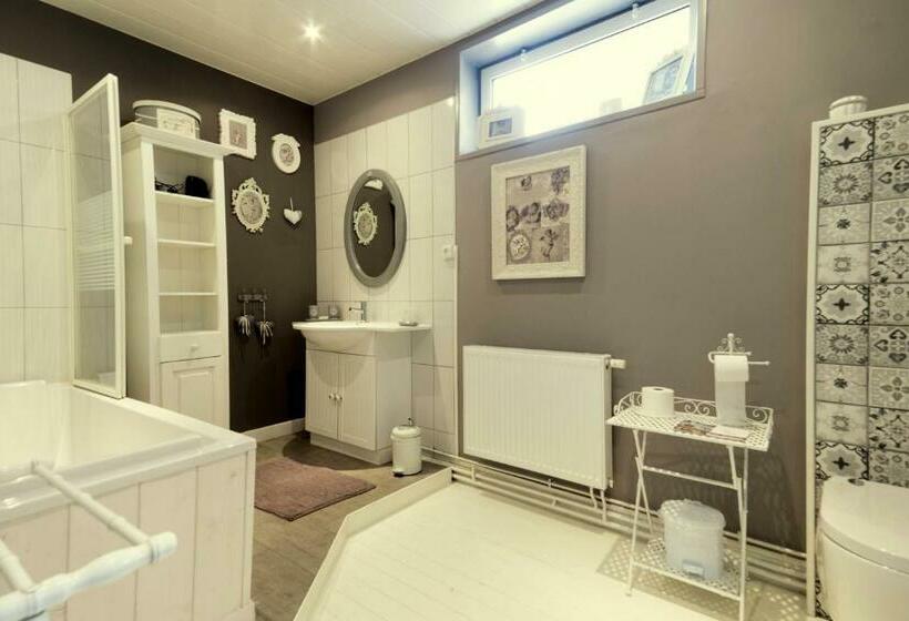 膳宿费 Aux Petits Bonheurs