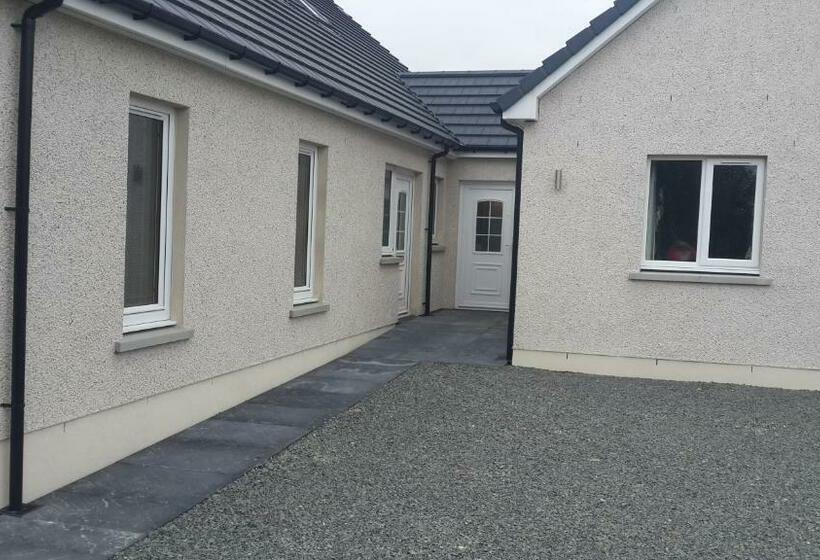 بنسيون Castaway Guesthouse