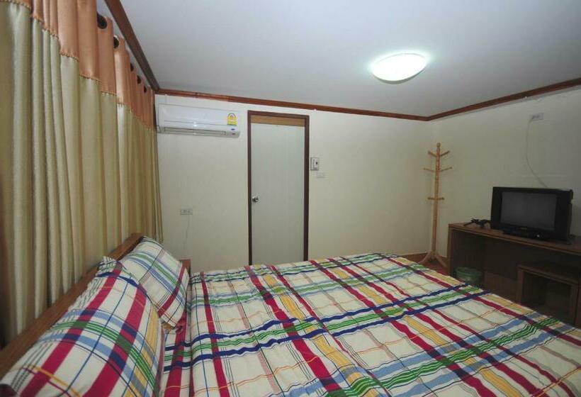 پانسیون Phoonsab Hostel