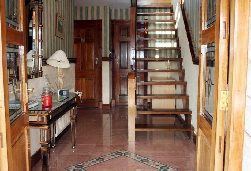 مبيت وإفطار Ceecliff House