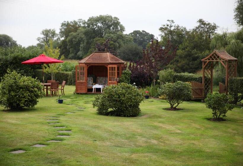 مبيت وإفطار Weir Mill Farm