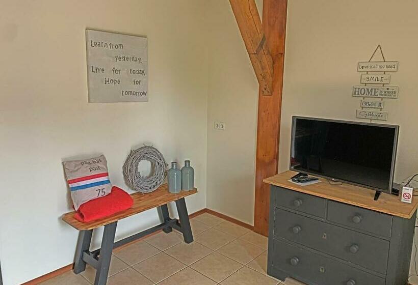 בית מלון כפרי Christinahoeve Oude Deel #1