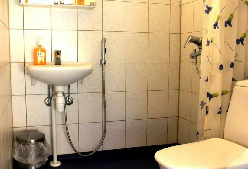 فندق على الطريق Koskikievari