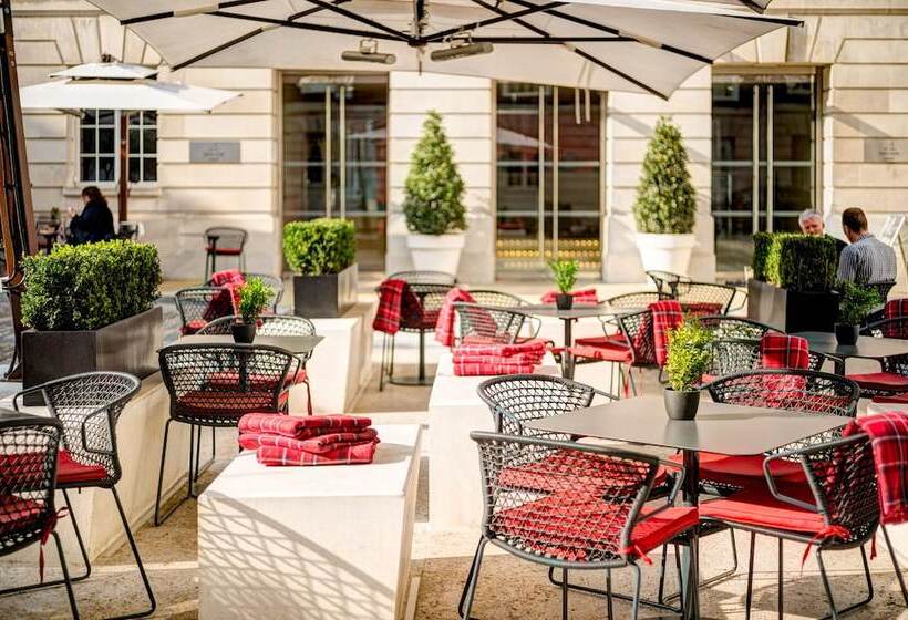 هتل Apex Temple Court