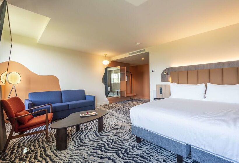 هتل Doubletree By Hilton Lyon Eurexpo & Spa