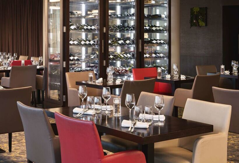 هتل Doubletree By Hilton Lyon Eurexpo & Spa