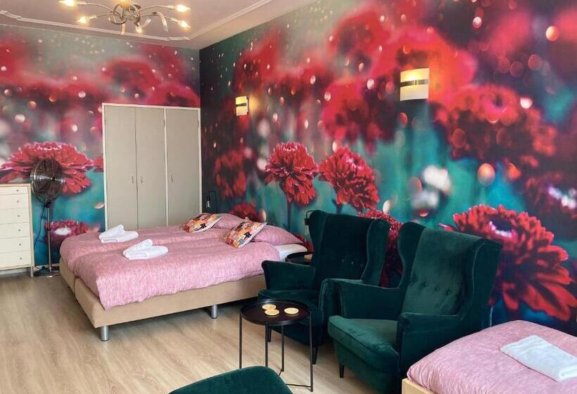 בית מלון כפרי Plato By Hofstad Studio’s