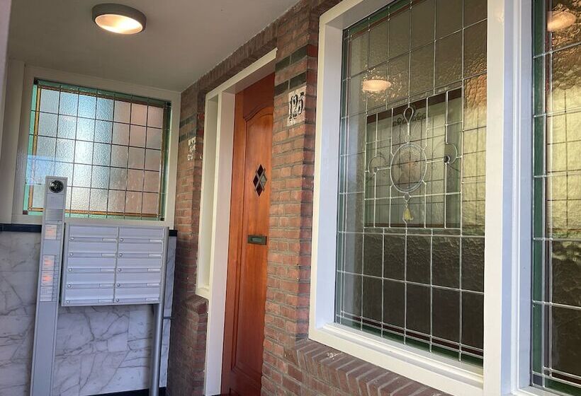 בית מלון כפרי Plato By Hofstad Studio’s