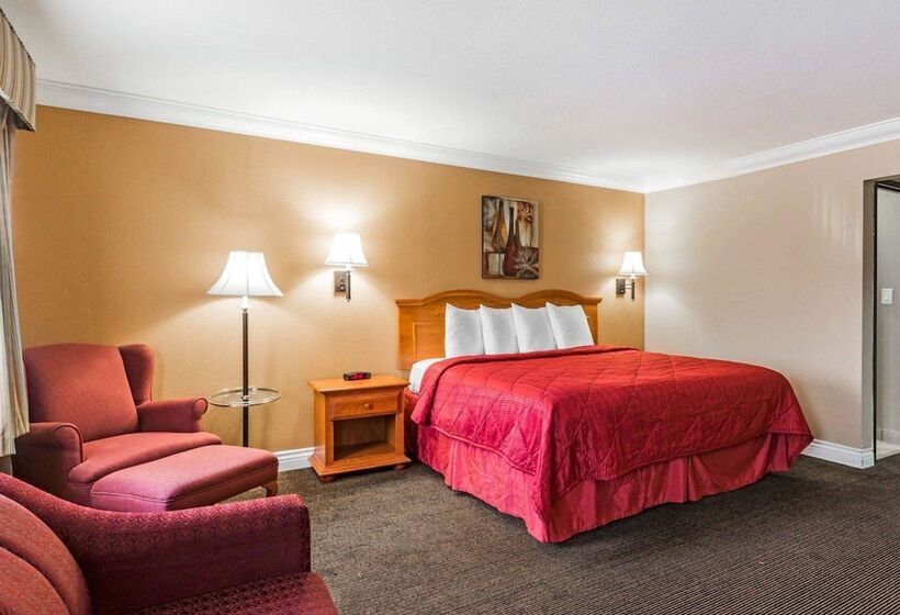 هتل Quality Inn & Suites Atlanta Airport South