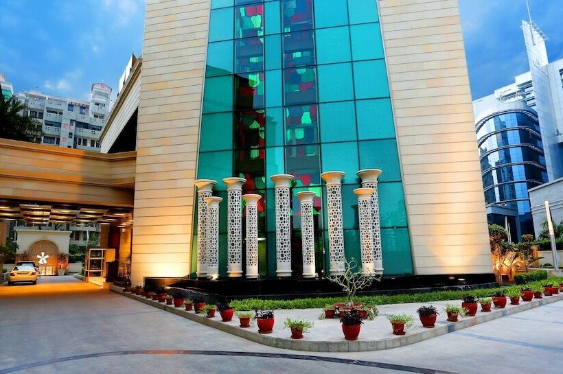 فندق Radisson  Gurugram Sohna Road City Center