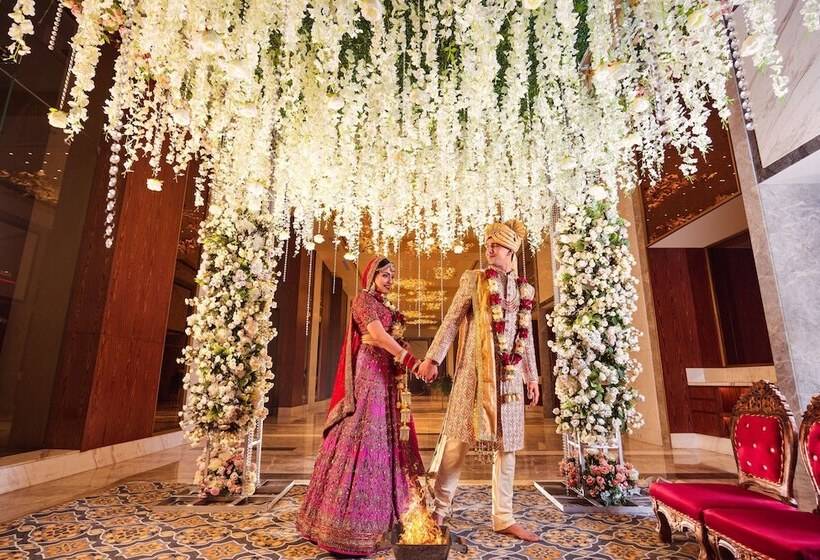 فندق Radisson  Gurugram Sohna Road City Center