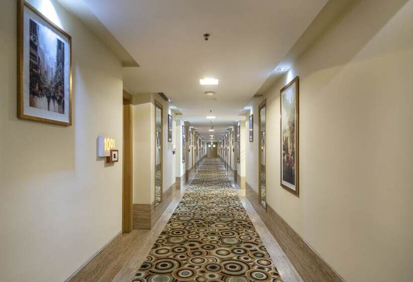 فندق Radisson  Gurugram Sohna Road City Center