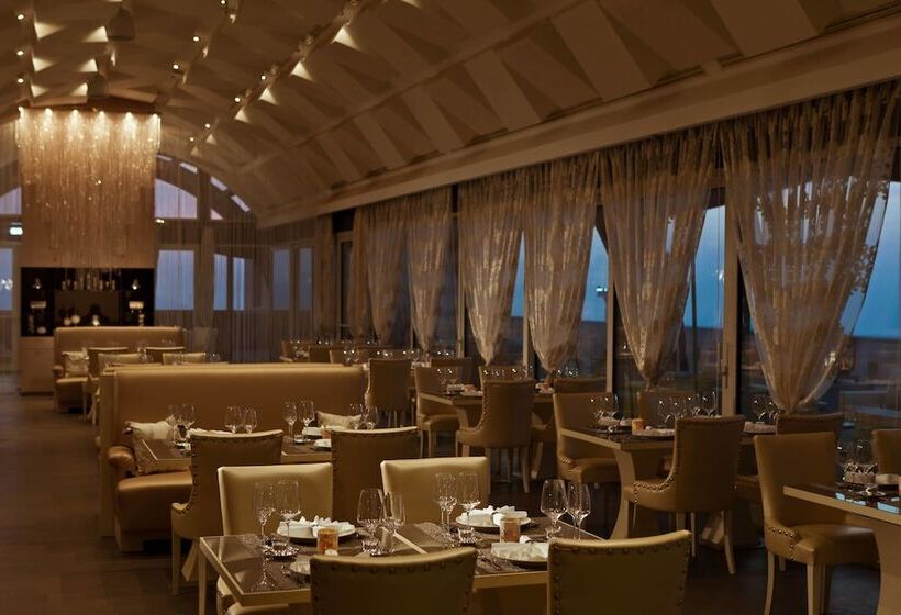 هتل Renaissance Tlemcen