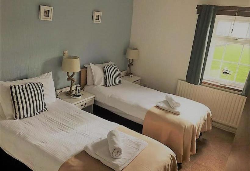 فندق Ty Dderw Country Inn