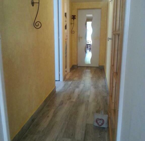 צימר Chambre Avec Jardin Pierre Curie