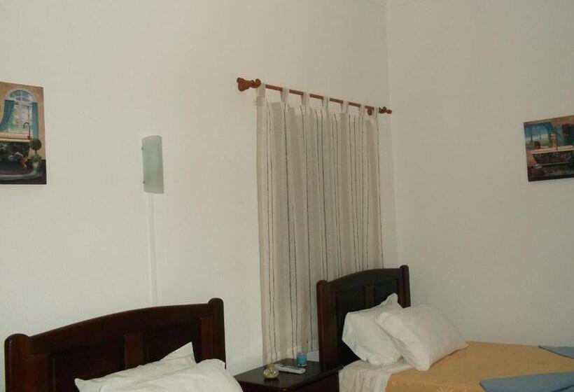 پانسیون Alojamento Local Boavistense