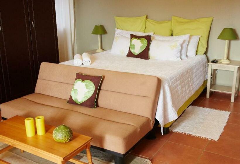 פנסיון The Fever Tree Guest House