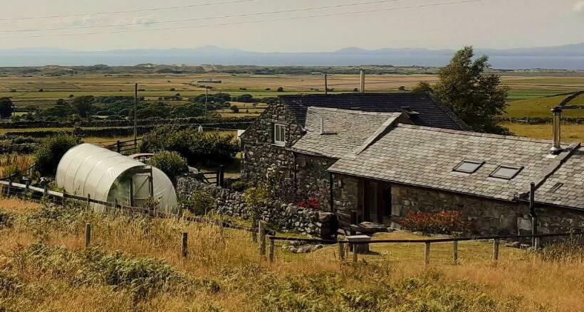 צימר Bryn Teg Barn