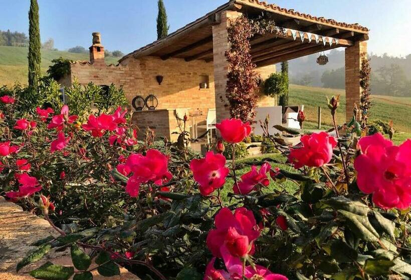 مبيت وإفطار Casale Delle Rondini