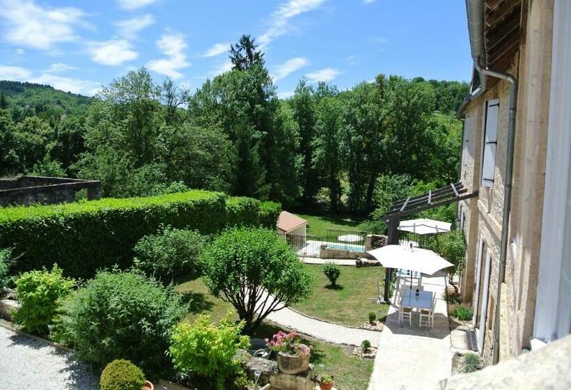 住宿加早餐  Chambre D Hôtes Au Jardin De La Bachellerie