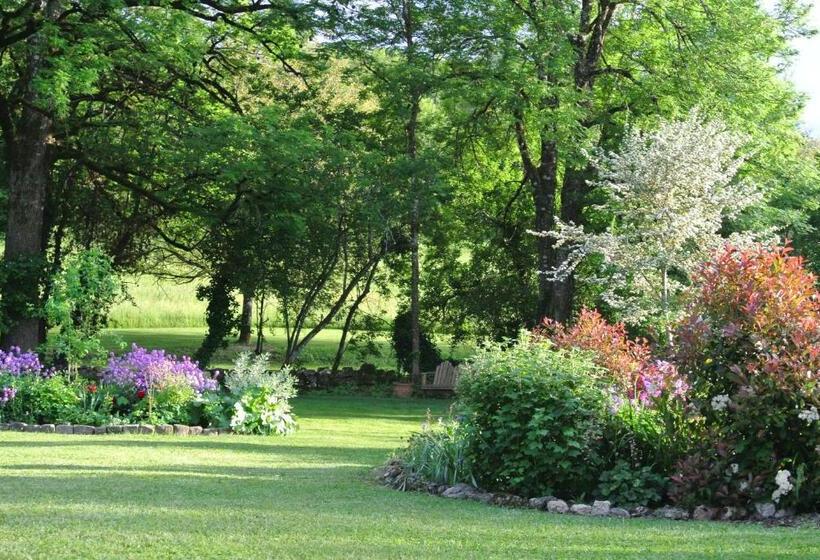住宿加早餐  Chambre D Hôtes Au Jardin De La Bachellerie