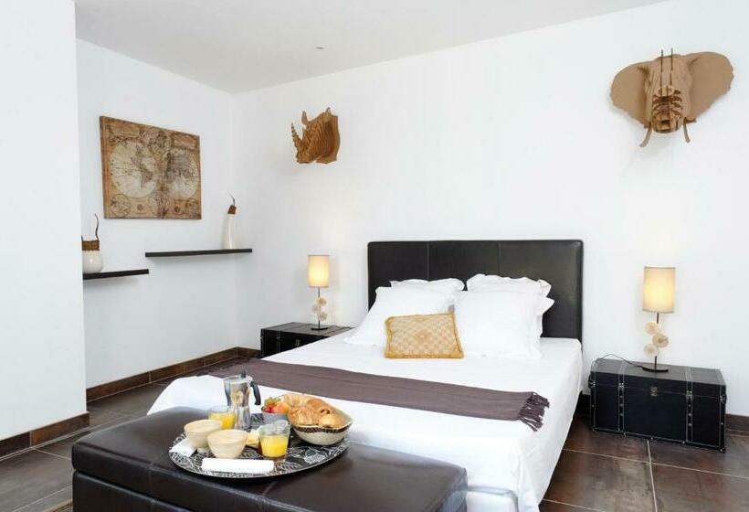 住宿加早餐  De La Suite Dans Les Oliviers