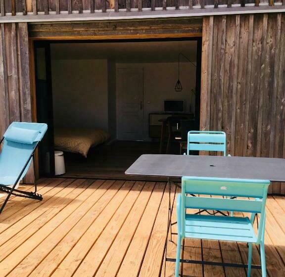 住宿加早餐  Les Chambres D Hôtes De Bordustard