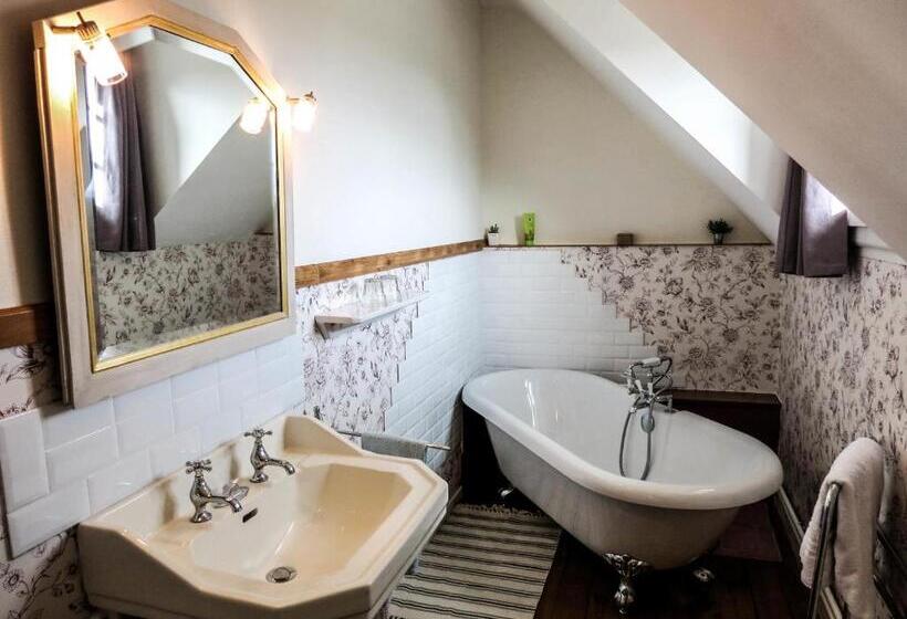 La Passerelle Des Corton B&b