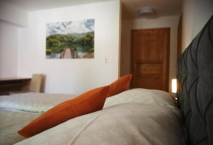 ユースホステル Landgasthof Peterbauer