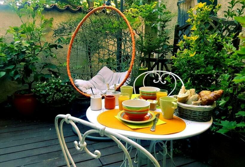 ベッドアンドブレックファースト La Maison Du Bonheur