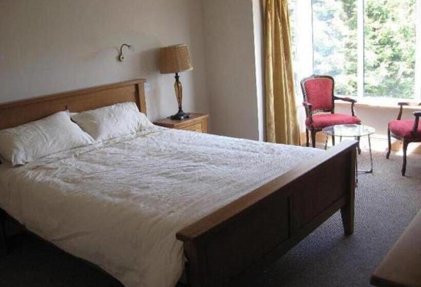 مبيت وإفطار Riverside Glanworth