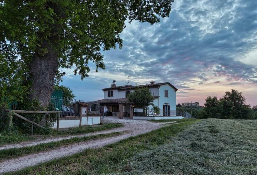 فندق Country Rooms & Suite La Quercia