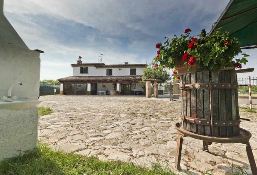 فندق Country Rooms & Suite La Quercia