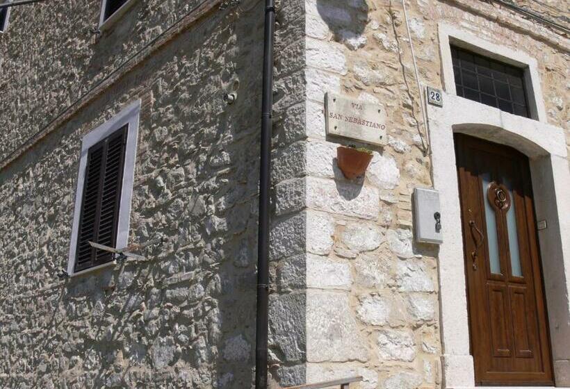 بنسيون Residenza Sulla Roccia