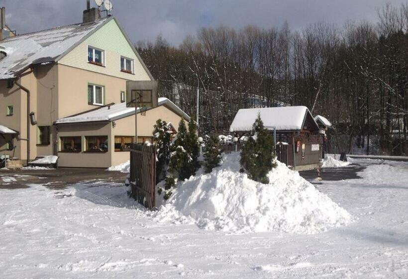 Общежитие Penzion54 & Restaurace