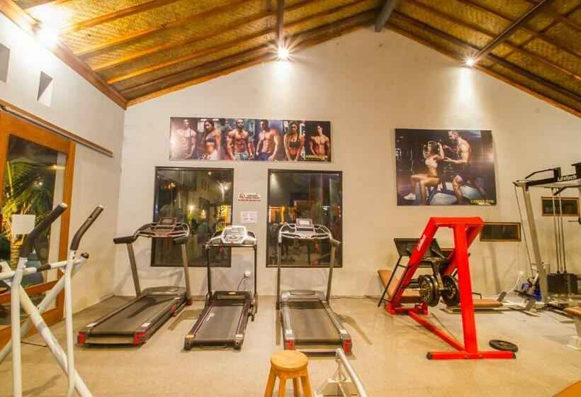 Пансион Uma Caming Villas & Gym