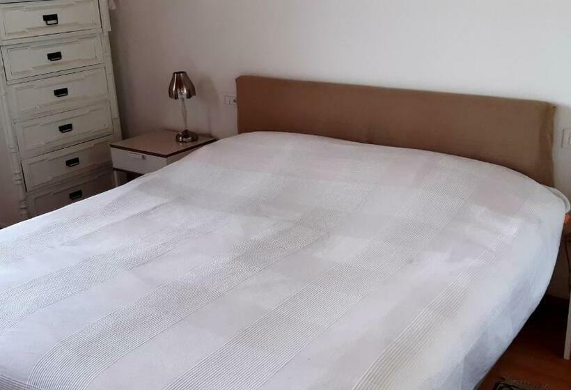 مبيت وإفطار Bellavista Trieste