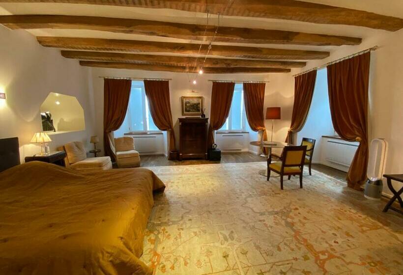 مبيت وإفطار Château Du Puech